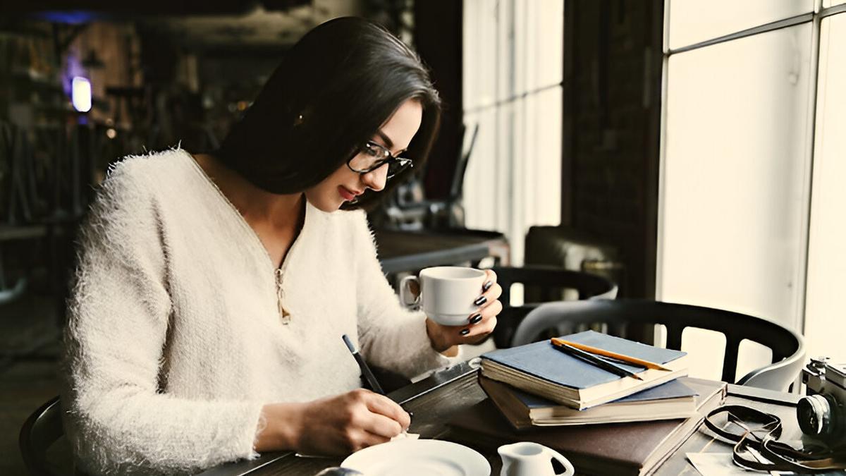 5 Tanda Kamu Terjebak dalam Siklus Toxic Productivity dan Cara Mengatasinya