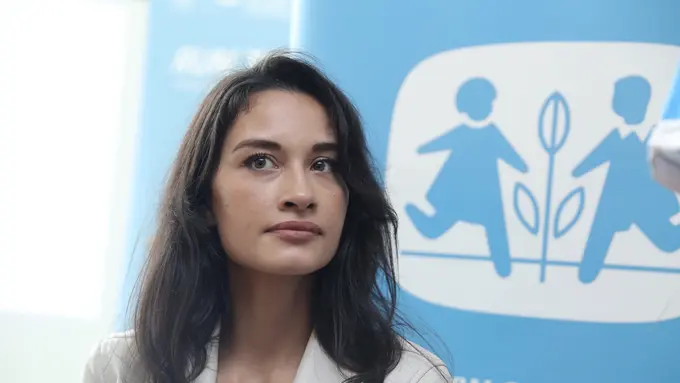 [Bintang] Rebecca Reijman