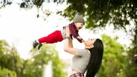 Boy mom quotes to cherish motherhood. (Photo: senivpetro/Freepik)