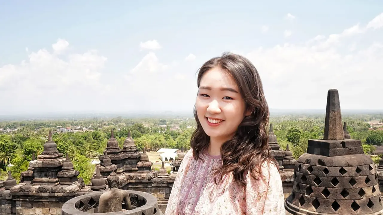 Profil Yuna Nuna