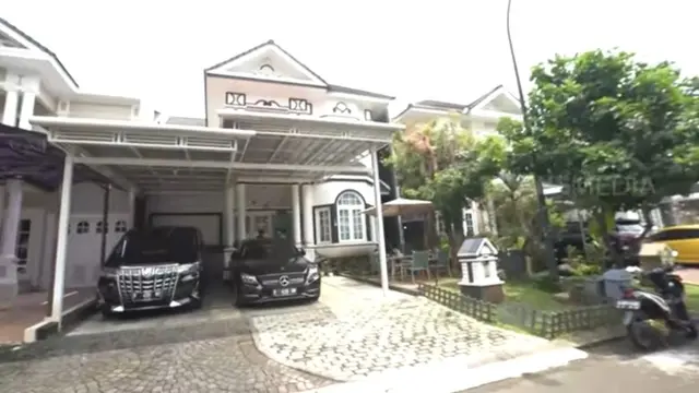 Rumah mungil Fairuz dan Sonny