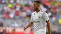 1. Real Madrid (305 juta euro) - Pembelian Eden Hazard, Luka Jovic, Eder Militao, Ferland Mendy, Rodrygo. (AFP/Christof Stache)