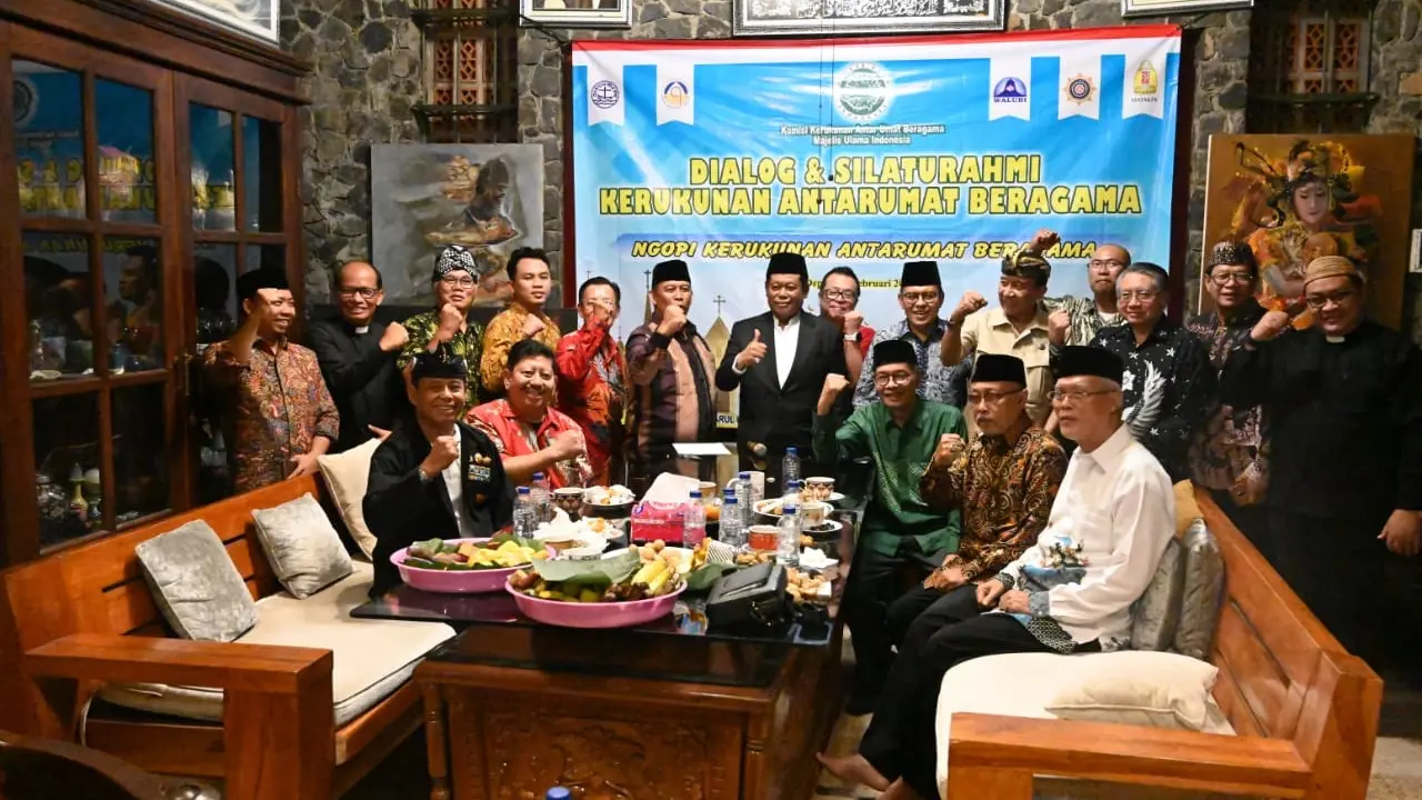Wakil ketua Umum Majelis Ulama Indonesia (MUI), Kiai Marsudi Syuhud menghadiri agenda dialog antar umat beragama yang diprakarsai oleh Komisi Kerukunan Antar Umat Beragama (KAUB) MUI.