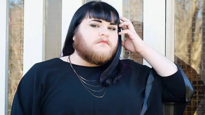 copyright Facebook/Nova the Bearded Babe