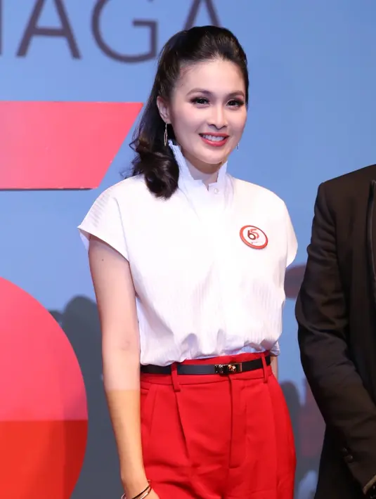 Sandra Dewi (Daniel Kampua/Fimela.com)