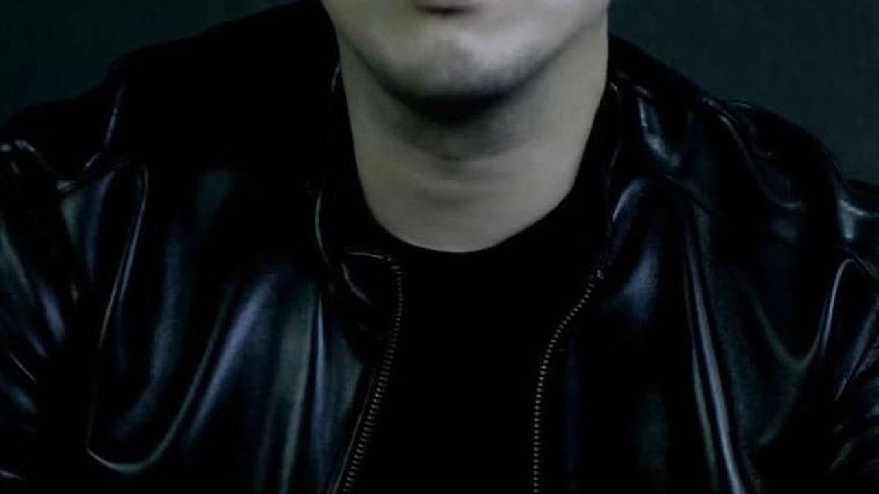 Arman Wosi bukanlah orang yang sembarangan. Rupanya ia merupakan musisi yang mulai berkarier sejak 2010 silam. Ia merupakan penyanyi sekaligus sempat membuat management musik bernama Wosi Entertainment.
