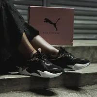 Simak tips outfit untuk ciptakan tampilan feminin dan sporty (Foto: Vinsensia Dianawanti)