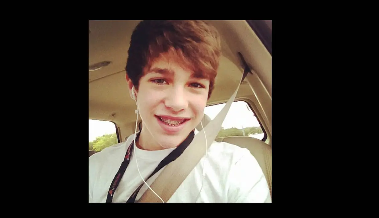 Austin Mahone mencuri perhatian dengan video Youtube-nya yang menggemaskan. (j-14.com)