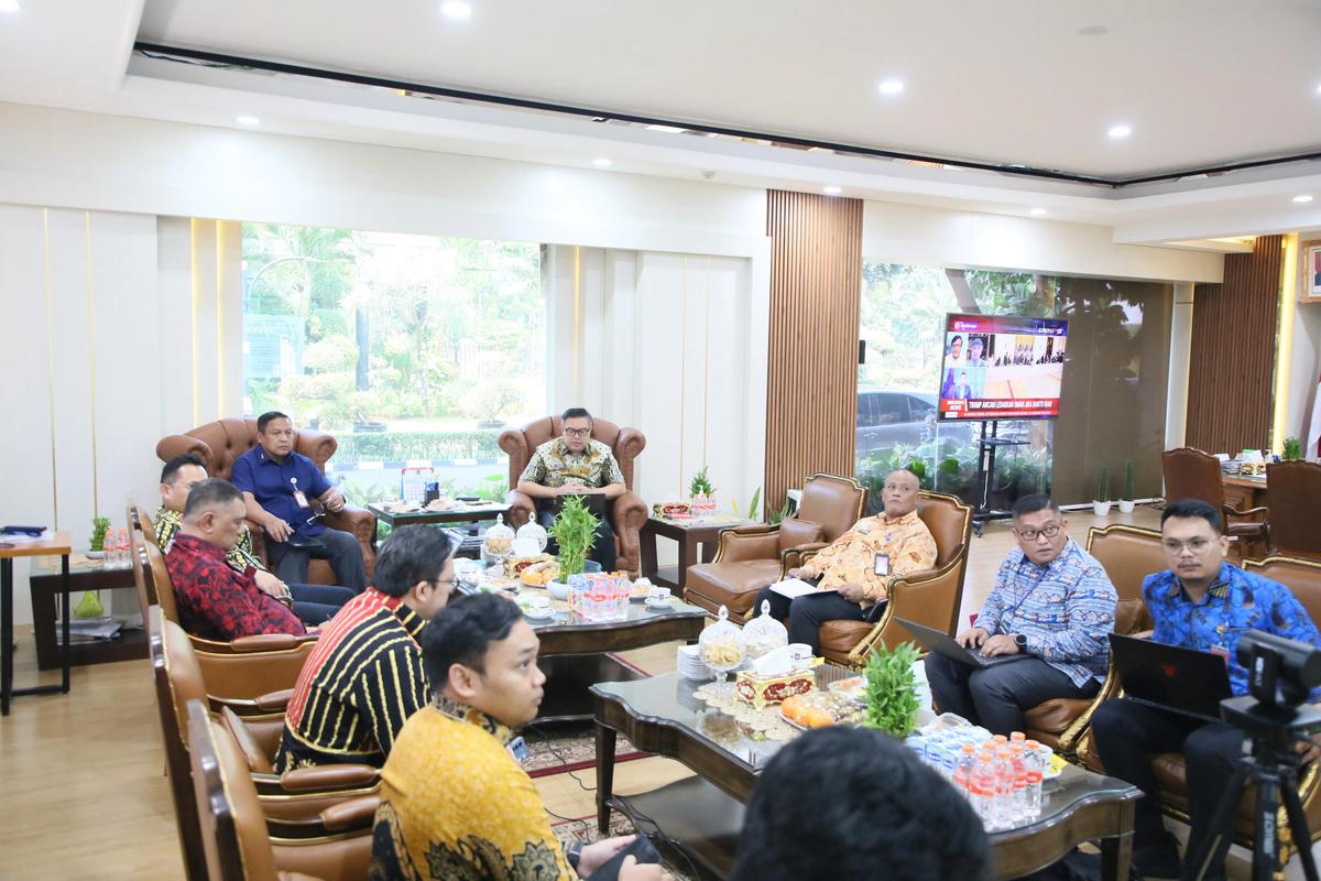 Sekjen Kemendagri Minta Percepatan Kelengkapan Administrasi K/L untuk Pencairan Anggaran Pascabencana Sumatra