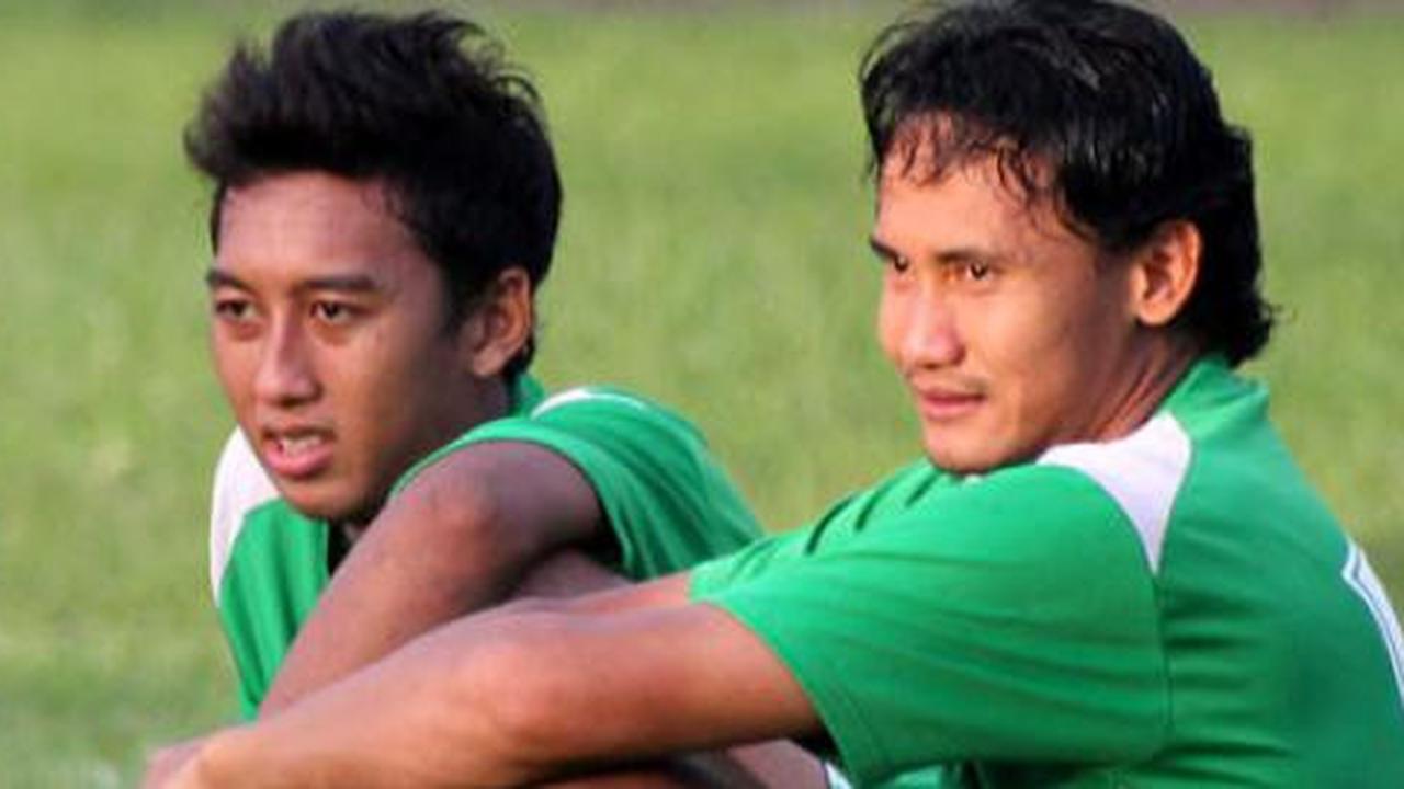 Fasta lirik kans debutnya di Persebaya IPL