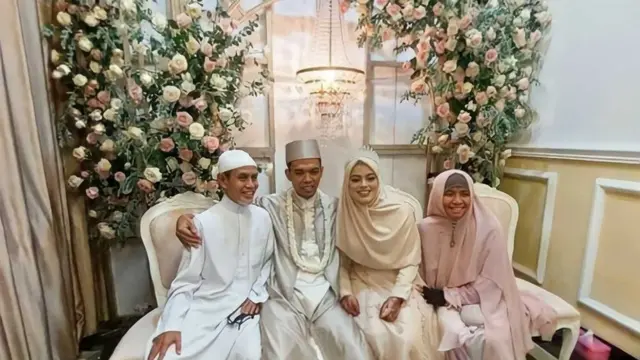 6 Momen Pernikahan Ustaz Abdul Somad dan Fatimah Az Zahra, Terpaut Usia 24 Tahun