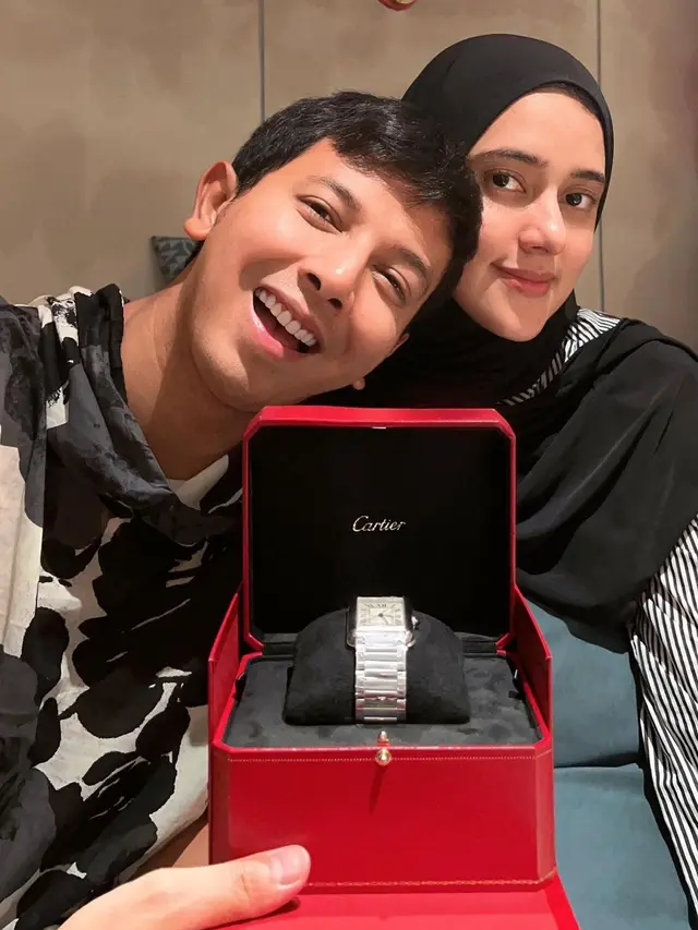 Dapat Kado Mewah, Ini 7 Momen Ulang Tahun Sonny Septian yang Ke-36