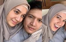 15 Tahun Menikah, Dhini Aminarti Bagikan Foto Harmonis dengan Dimas Seto 'Akan Indah Pada Waktunya, Sesuai Dengan Janji Allah