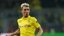 6.  Kevin Kampl, gelandang ini didatangkan Klopp dari Red Bull Salzburg, bersama Dortmund dirinya hanya tampil 13 kali dan lebih sering sebagai pemain pengganti. Hanya berselang 7 bulan, dirinya memutuskan pindah ke Leverkusen. (AFP/Patrik Stollarz)