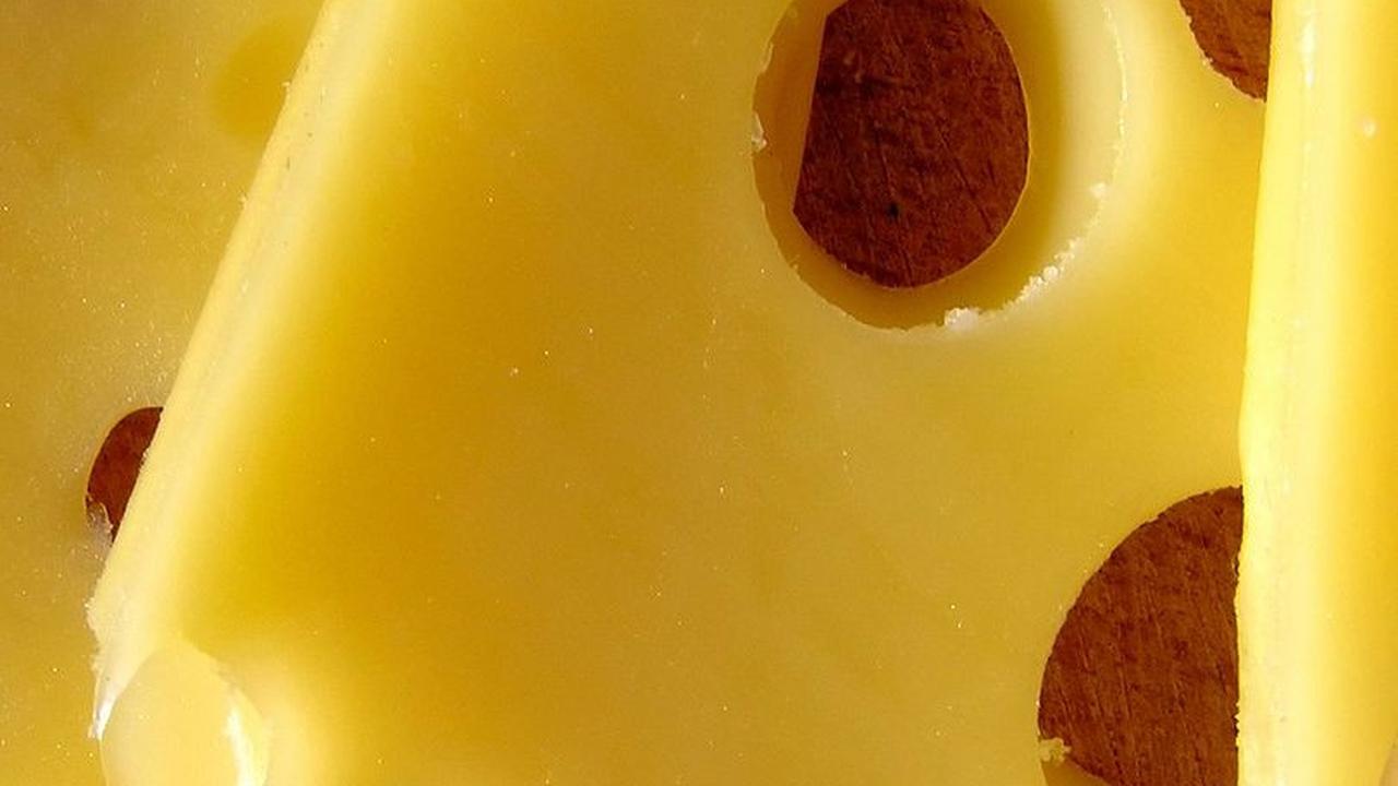 Nenek Moyang Keju Ditemukan dalam Gambar Bahan Makanan di Sebuah Gua dari 10.000 SM