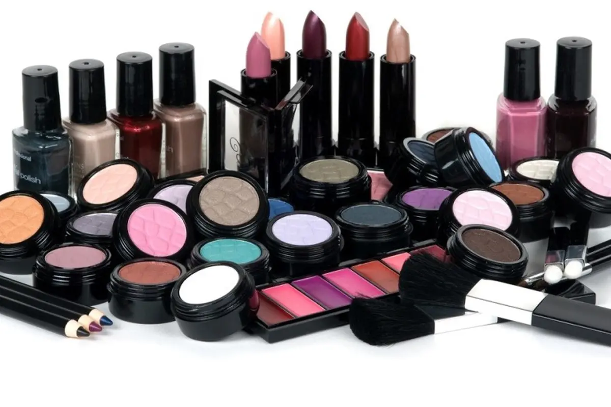 5 Alasan Kosmetik Lokal Layak Digunakan Dibanding Kosmetik Import