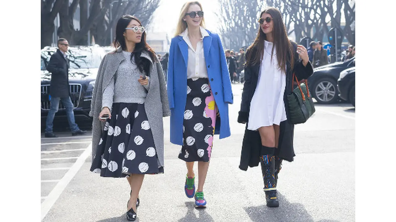 Pakaian Matching Dengan Sahabat? Street Style Terfavorit