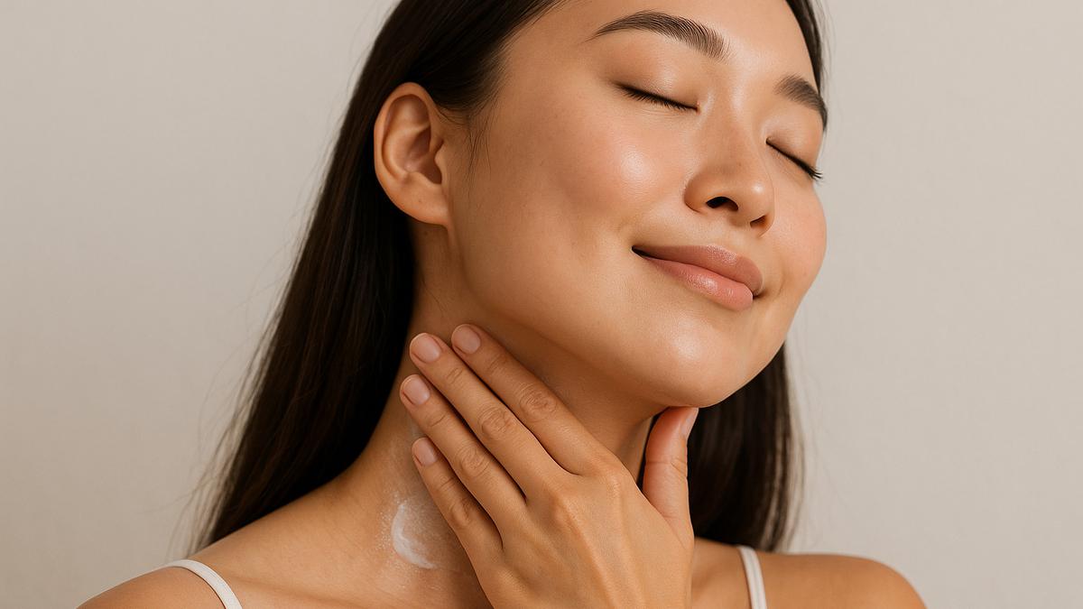 Cegah Kerutan Halus di Leher: Tips Perawatan agar Kulit Tetap Kencang dan Awet Muda