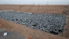 Pemandangan puluhan ribu mobil sitaan yang berada di penampungan Wadi Laban, Riyadh, Arab Saudi, 15 April 2016. Puluhan kendaraan ini disita oleh kepolisian Arab Saudi atas berbagai kasus pelanggaran lalu lintas. (Fayez NURELDINE/AFP)