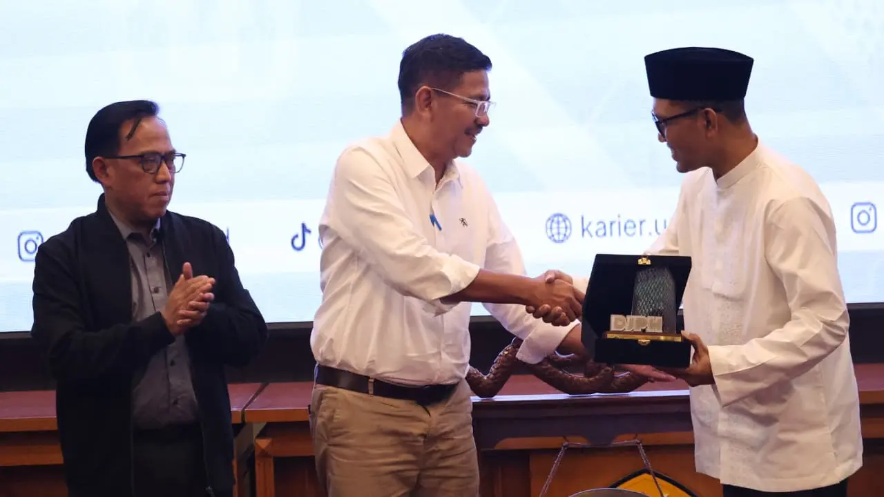 Direktorat Jaminan Produk Halal (JPH) Kementerian Agama Republik Indonesia meluncurkan program Halal Goes to Campus bertema Ngobral (Ngobrolin Halal) di Auditorium Bale Sawala Universitas Padjadjaran, Kampus Jatinangor. (Istimewa)