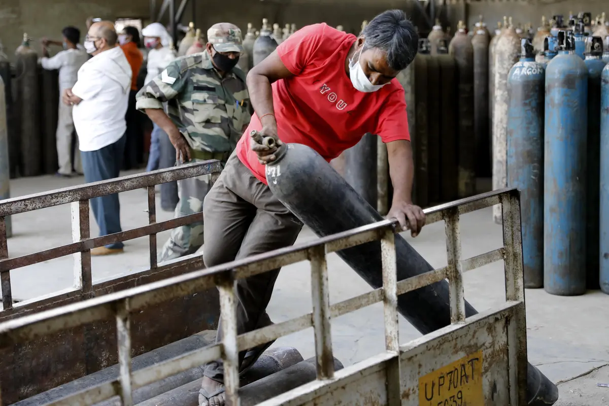 India Kekurangan Oksigen Diterjang Badai Covid-19