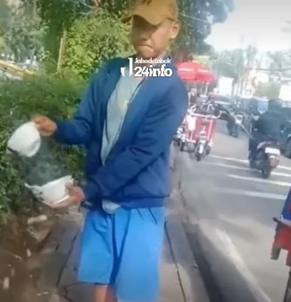 Diduga Malak Tukang Bubur, Mangkuk Dagangan Dihancurkan