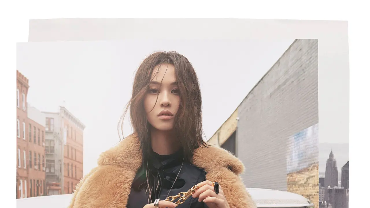 Kali Ke-3 Selena Gomez Menjadi Bintang Kampanye Coach Fall 2018 Bersama Kiko Mizuhara