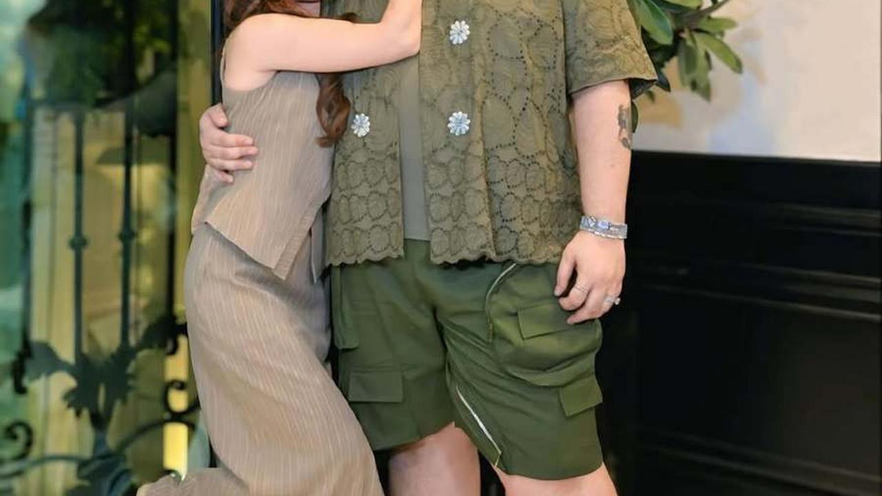 8 Potret Ayu Ting Ting Ucapkan Selamat Ulang Tahun ke Ivan Gunawan, Netizen Ramai Jodohkan Mereka Lagi