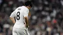 Reaksi dari bintang asal Brasil, Kaka saat Real Madrid disingkirkan Alcorcon dalam ajang Copa del Rey di Santiago Bernabeu, Madrid, 10 November 2009. AFP PHOTO/JAVIER SORIANO