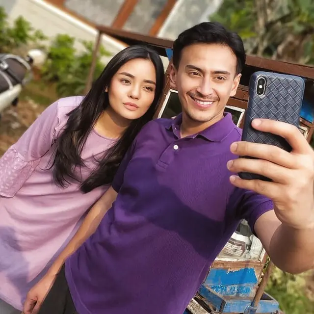 Sudah Saling Kenal Keluarga, Ini 6 Potret Kebersamaan Gita Sinaga dan Habibi Hood