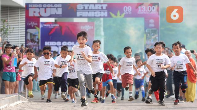 Foto: Olahraga Lari jadi Menyenangkan, Anak-anak Antusias di Acara Kids Color Run