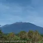 Gunung Raung di Jawa Timur naik statusnya dari level I Normal ke Level II Waspada (Istimewa)