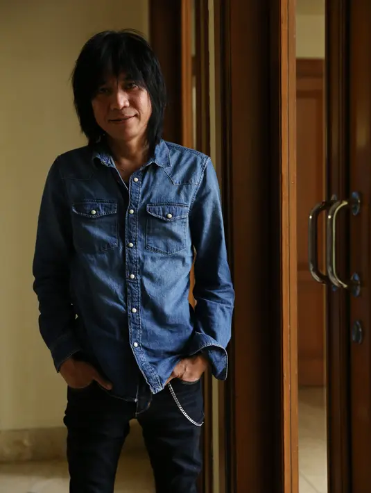 Abdee merasa terharu dengan perhatian sang anak padahal tidak ada yang meminta Alanis untuk mendonorkan ginjalnya. (Galih W. Satria/Bintang.com)