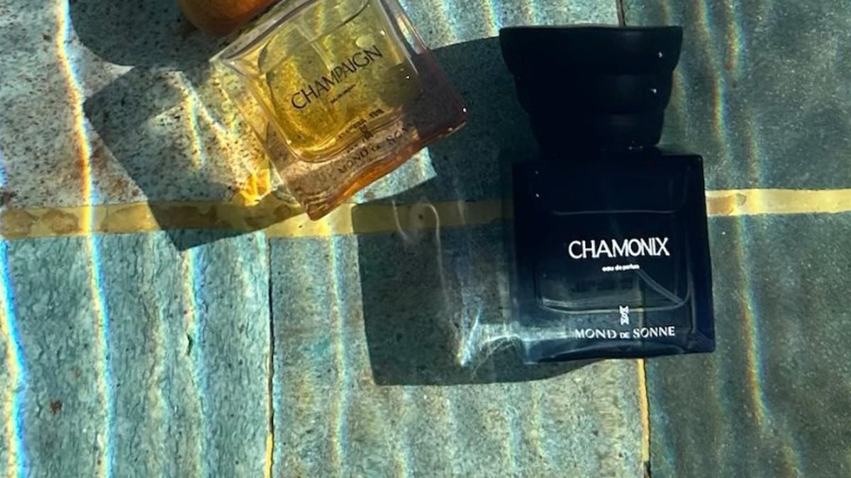 Menghirup Aroma Sore dan Fajar yang Menenangkan di Parfum Lokal