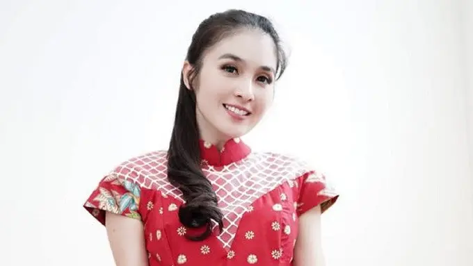 Sandra Dewi