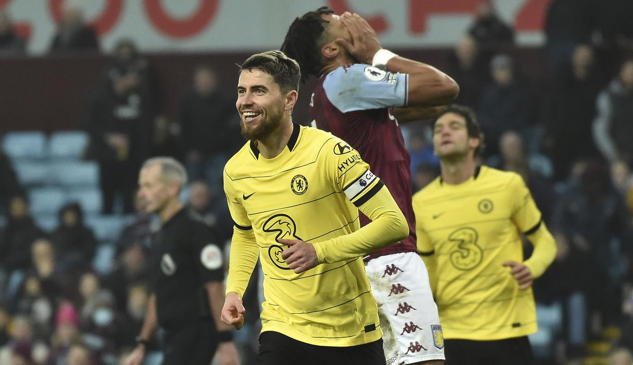 Gol penalti menjadi bagian tak terpisahkan dari sepak bola. Seperti di Liga Inggris, banyak pemain yang merupakan spesialis untuk menghasilkan gol dari titik putih tersebut. Tujuh pemain berikut tercatat sebagai pengoleksi gol penalti terbanyak dalam 1 tahun. (AP/Rui Vieira)