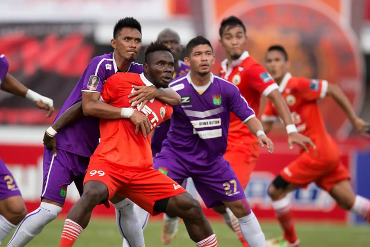 Babak I: Persita Tahan Imbang Persija