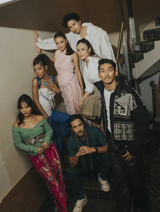 <p>Wulan Guritno nampak hadir di premier film Bukannya Aku Tidak Mau Nikah dengan gaya fashionable [@wulanguritno]</p>
