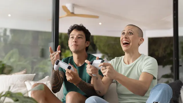 Manfaat Bermain Game Untuk Kecerdasan Menurut Psikologi (photo by freepik.com)