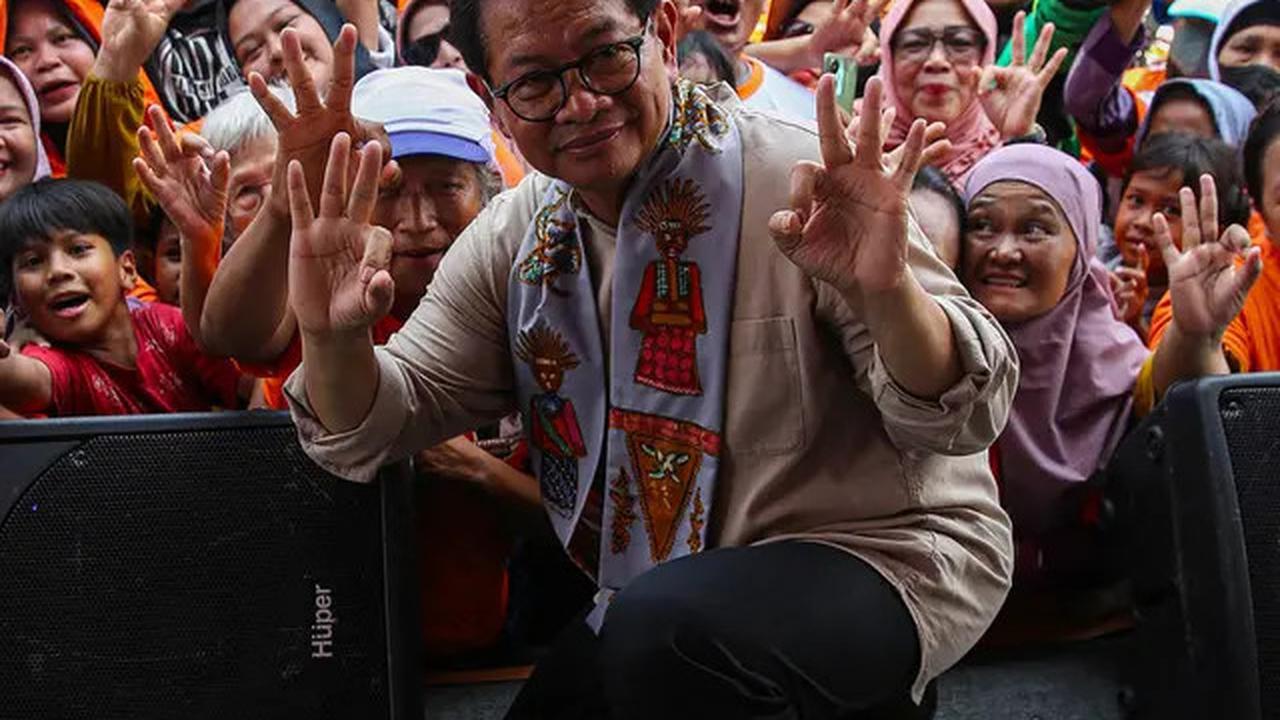 Datangi Warga Kebayoran Lama, Pramono Anung Janjikan 500 Ribu Lapangan Kerja di Jakarta