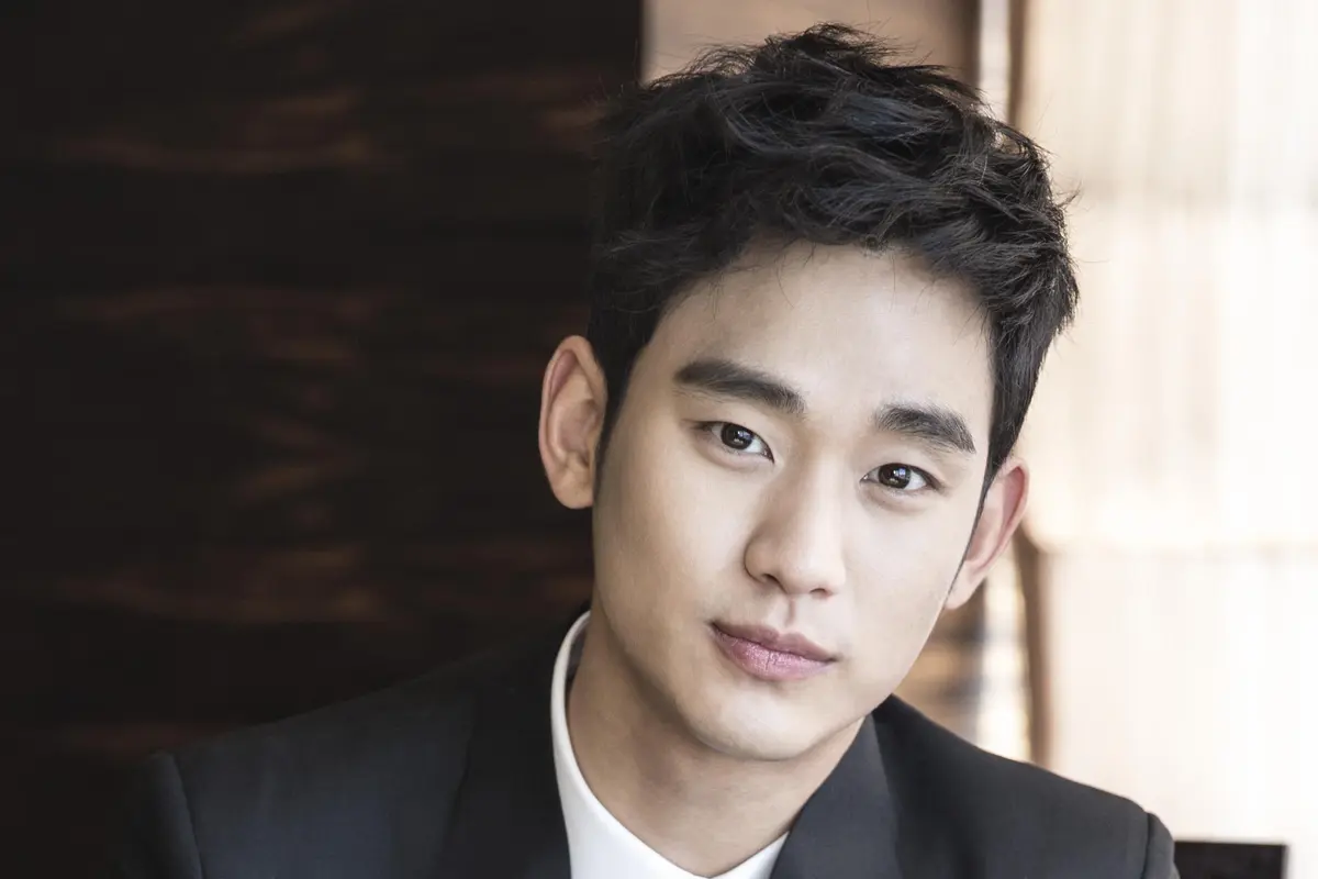 Kim Soo Hyun