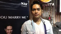 Donnie Sibarani saat peluncuran single terbarunya yang berjudul Will You Marry Me di Hard Rock Cafe, Jakarta, Rabu (7/3/2018)