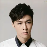 Lay EXO (via pinterest.com)