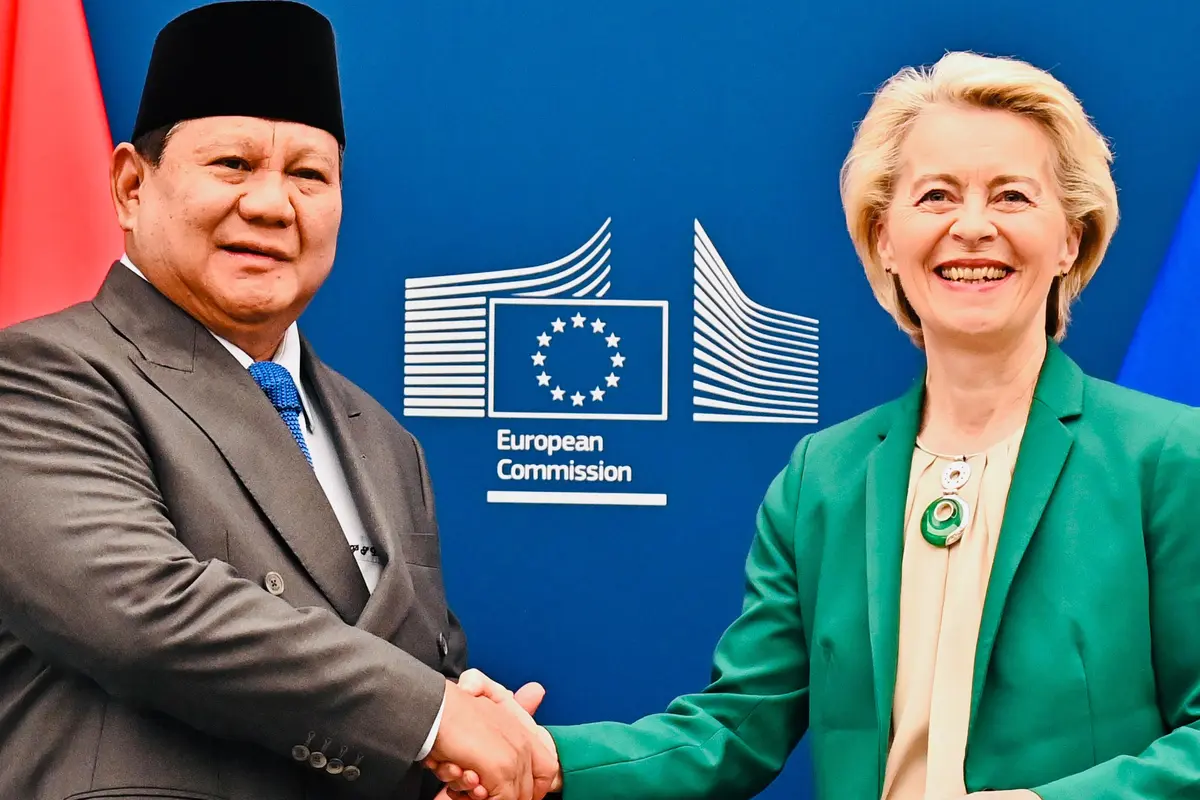 Presiden Prabowo Subianto bersama Presiden Komisi Eropa Ursula von der Leyen di Brussel, Belgia.