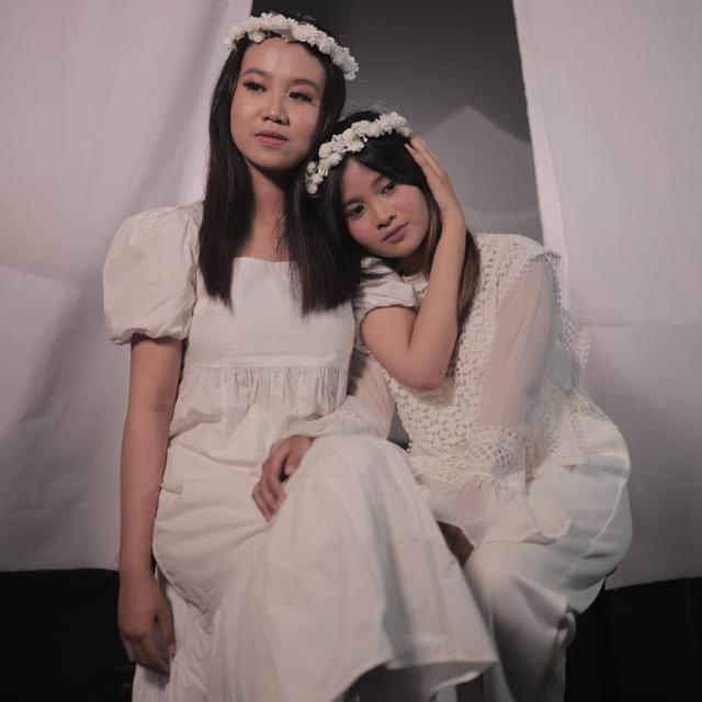 Jarang Terekspos, Ini 6 Potret Mayang Adik Mendiang Vanessa Angel