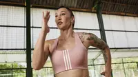 Adidas melansir koleksi sport bra terbaru untuk mengurangi rasa nyeri akibat topangan payudara yang tidak tepat saat olahraga (adidas)