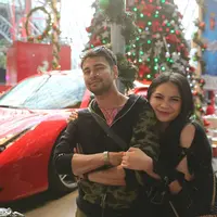 Throwback gaya mantan pacar entertain eksis ini. (Sumber foto: raffinagita1717/instagram)