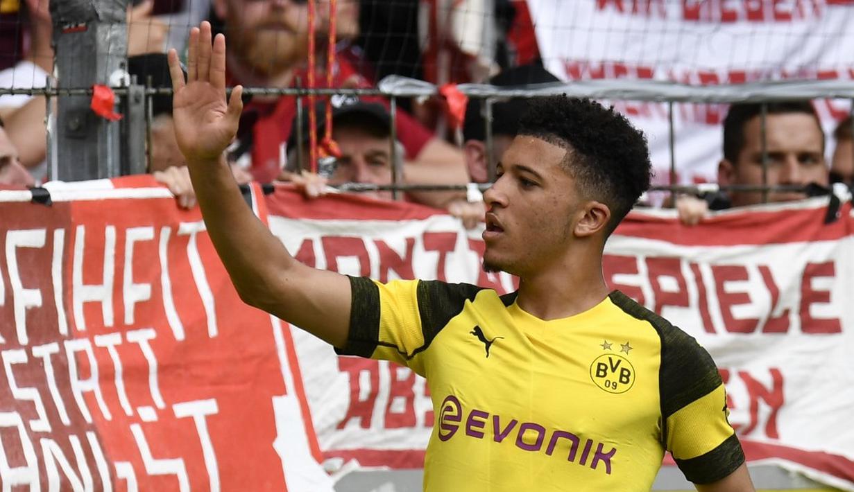 5. Jadon Sancho (Borussia Dortmund) - 11 gol dan 13 assist (AFP/Thomas Kienzle)