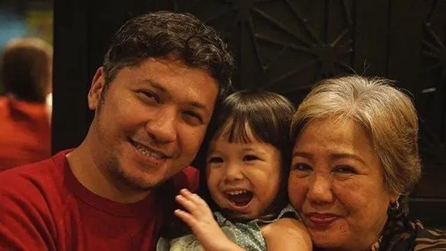 Gading Marten bersama ibunya dan Gempi