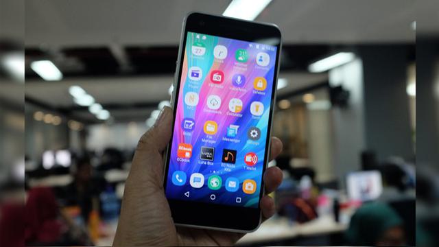 Hands On Luna Android Buatan Foxconn Rasa Iphone Tekno Liputan6 Com